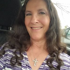 Meet your Posher, Angie